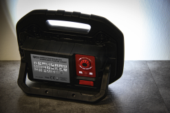 BGS COB-LED-Arbeits-Strahler | 40W | Mit Integrierten Lautsprechern – 85332 -Heimwerkzeug Geschäft 85332 003